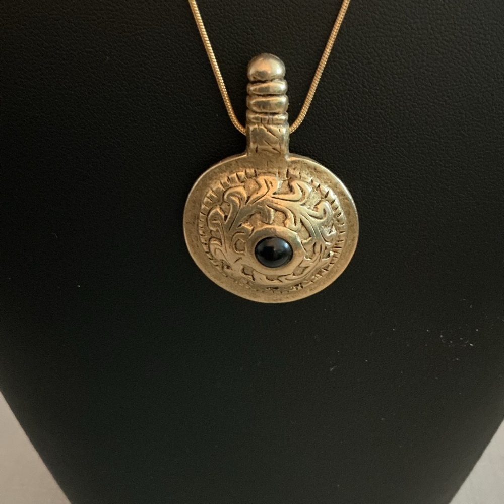 Celtic Style Gold Tone Pendant Necklace